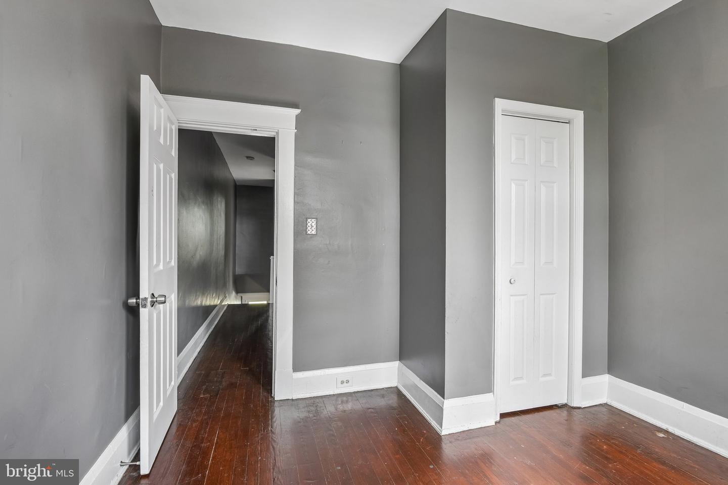 4251 Nicholas Ave Property Photo 25