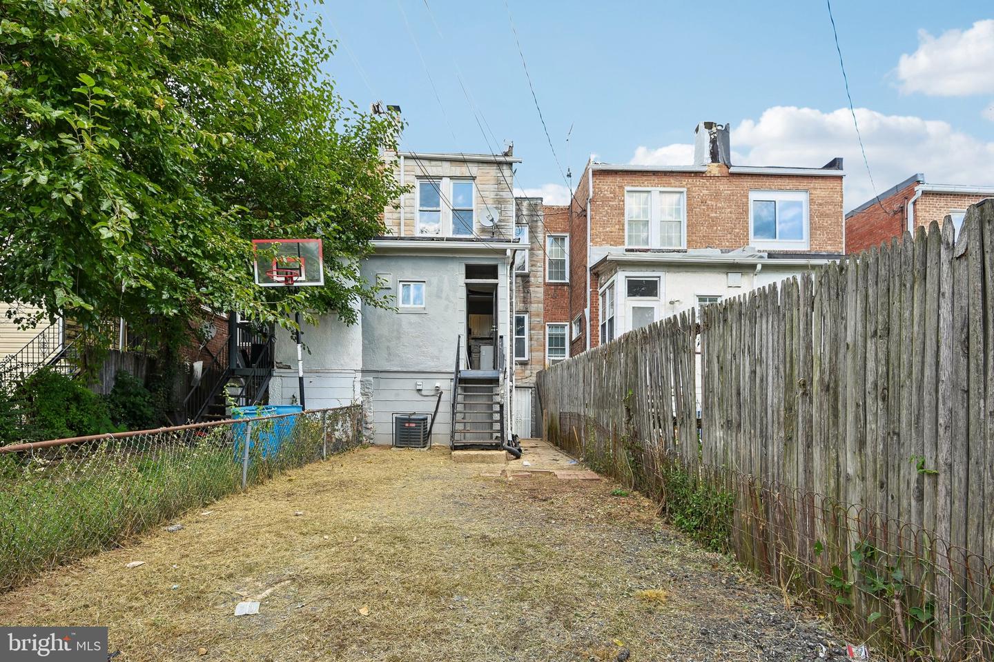 4251 Nicholas Ave Property Photo 33