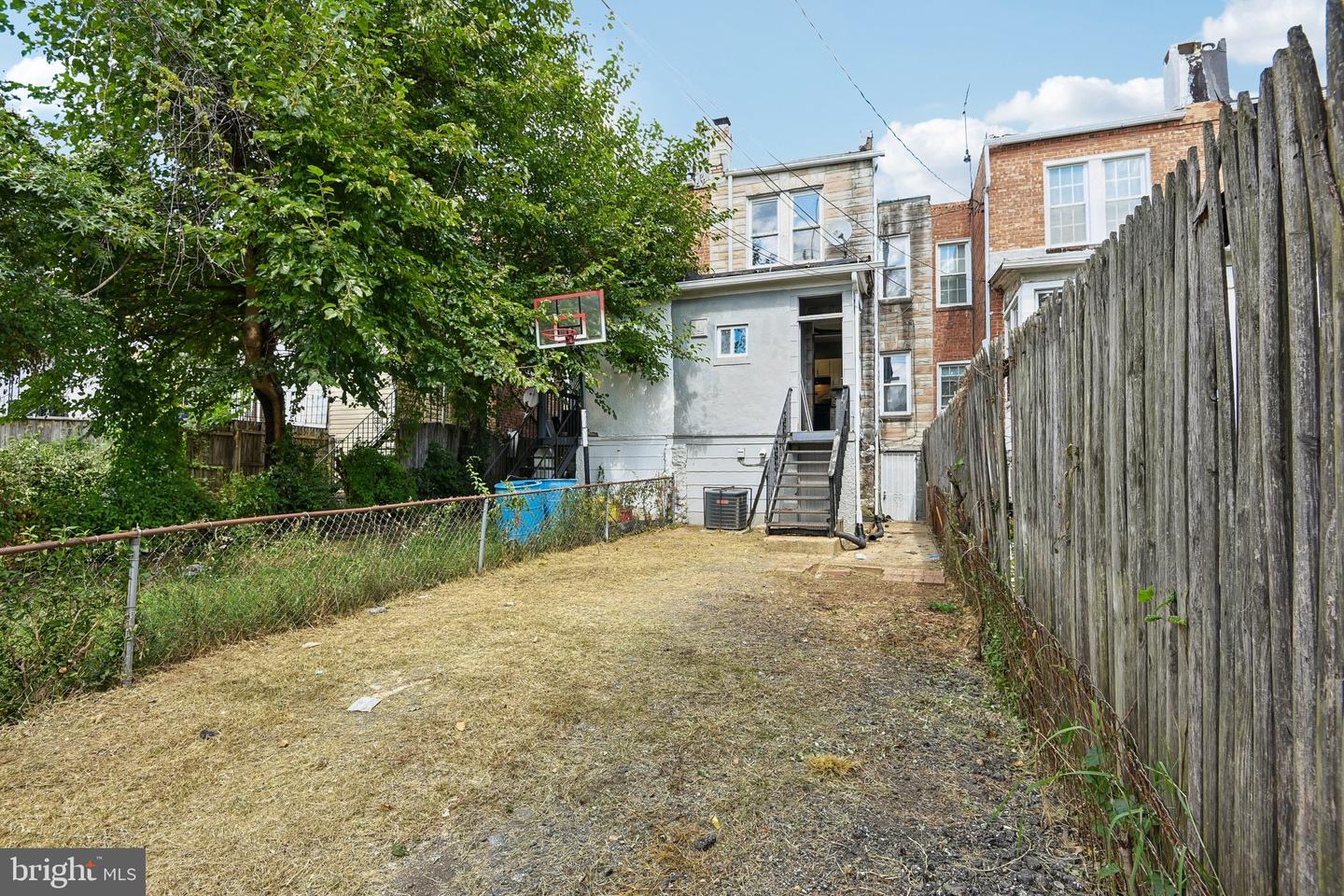 4251 Nicholas Ave Property Photo 34