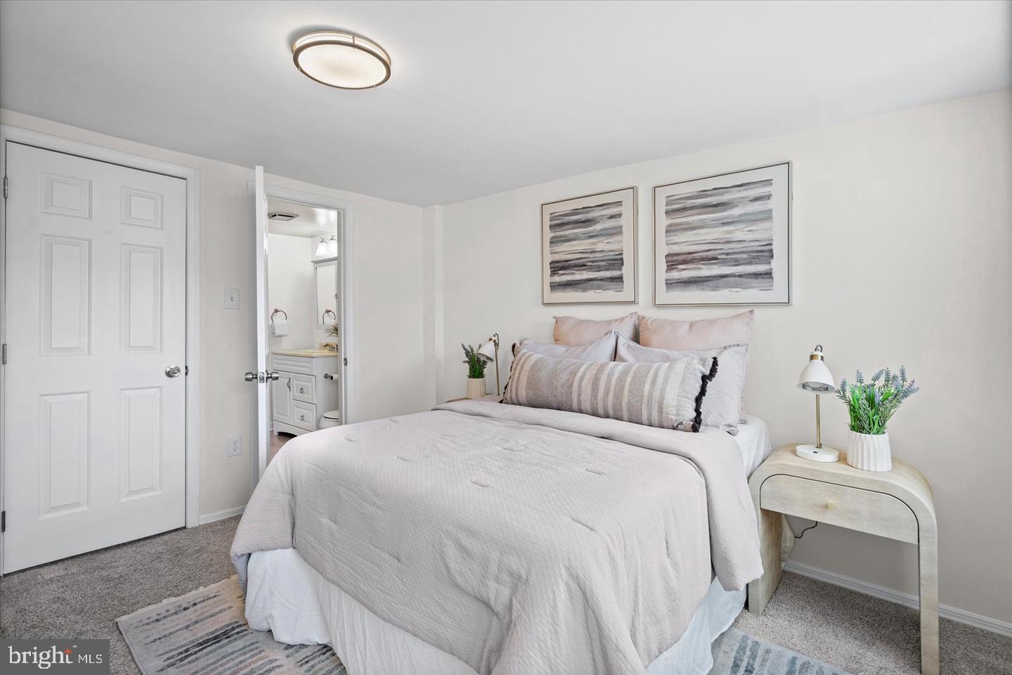 1504 William St Property Photo 30