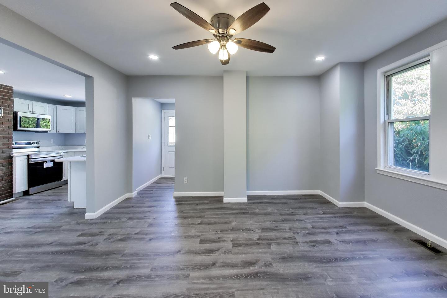 5312 Catalpha Property Photo 14