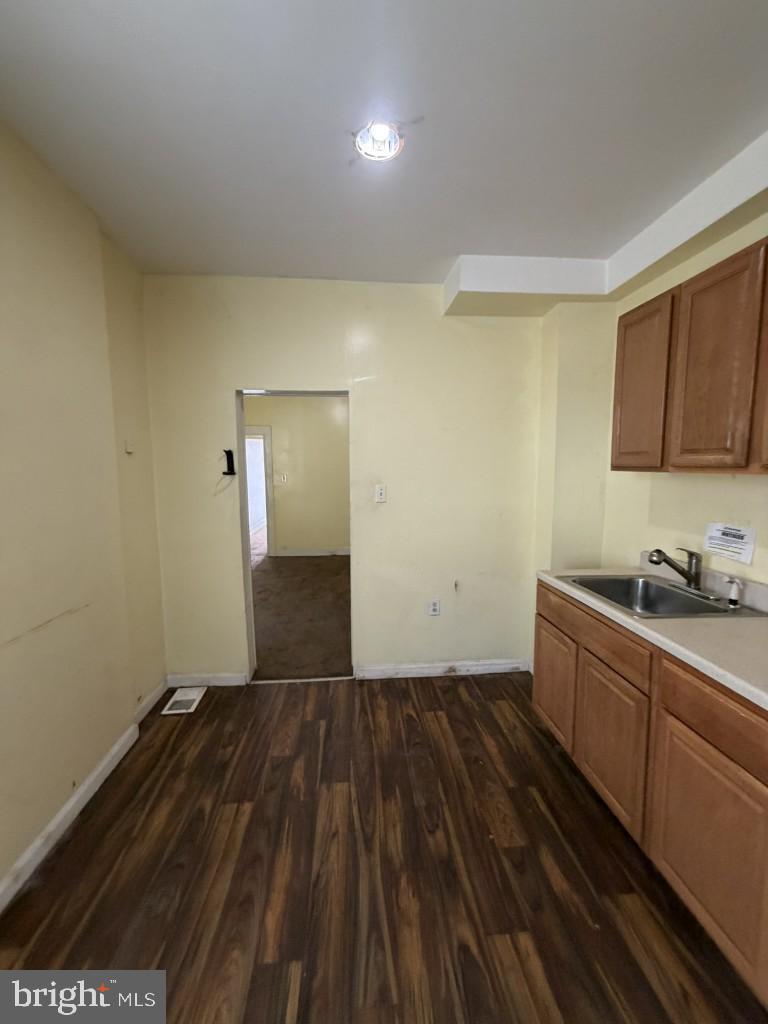 1758 Gorsuch Ave Property Photo 5