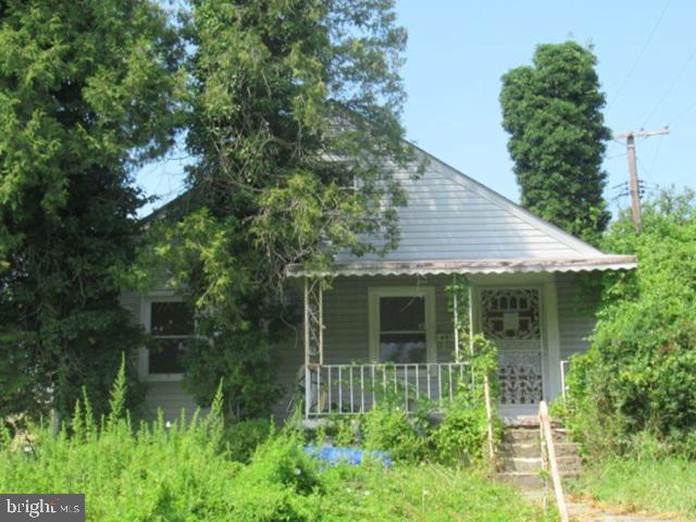 4812 NURTON AVE Property Photo 1