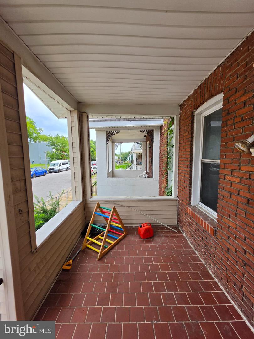 3135 Oakford Ave Property Photo 9