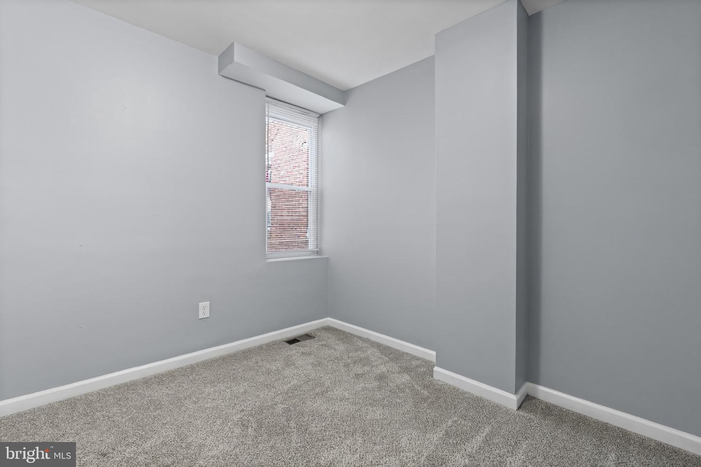 1629 E Oliver St Property Photo 15