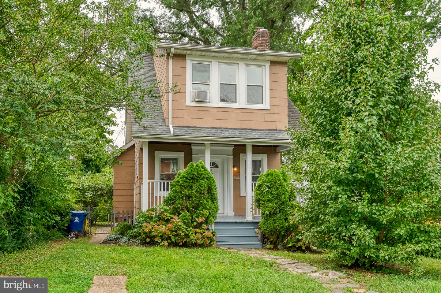 3105 WOODHOME AVE Property Photo 1