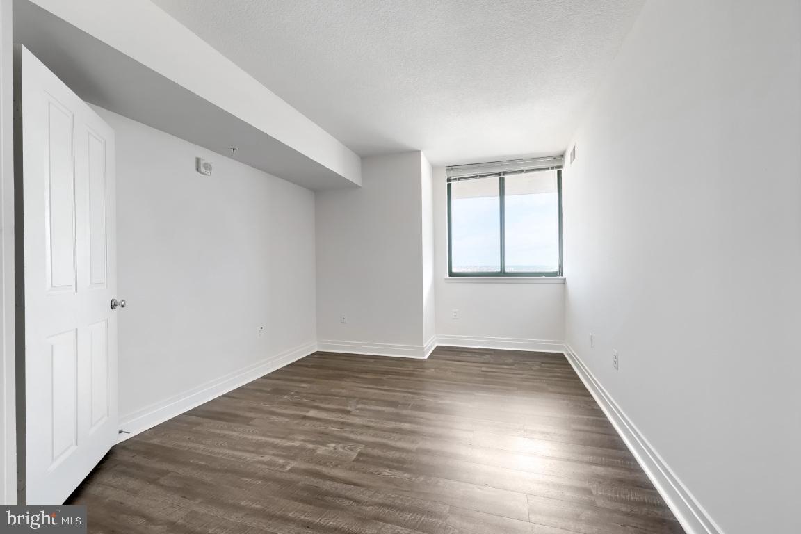 414 Water St #2809 Property Photo 6