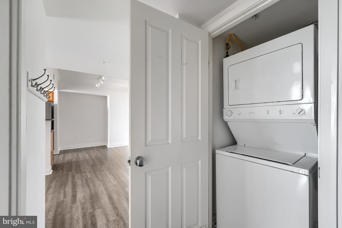 414 Water St #2809 Property Photo 13