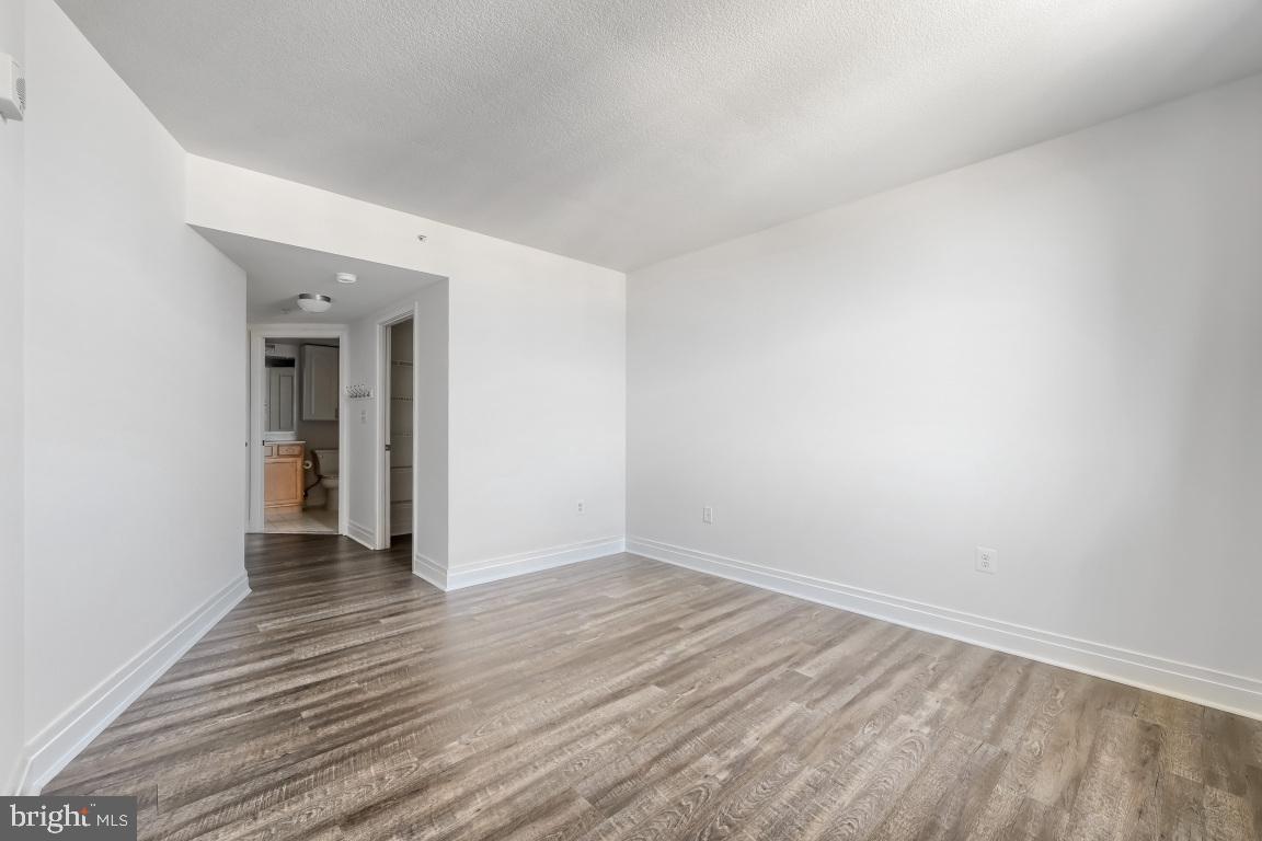 414 Water St #2809 Property Photo 16