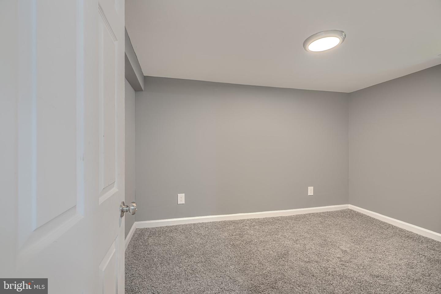 5502 Fernpark Ave Property Photo 45
