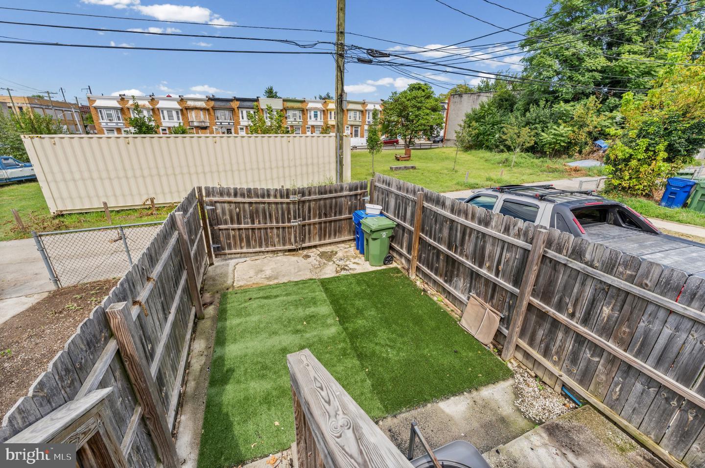 2136 Penrose Ave Property Photo 27