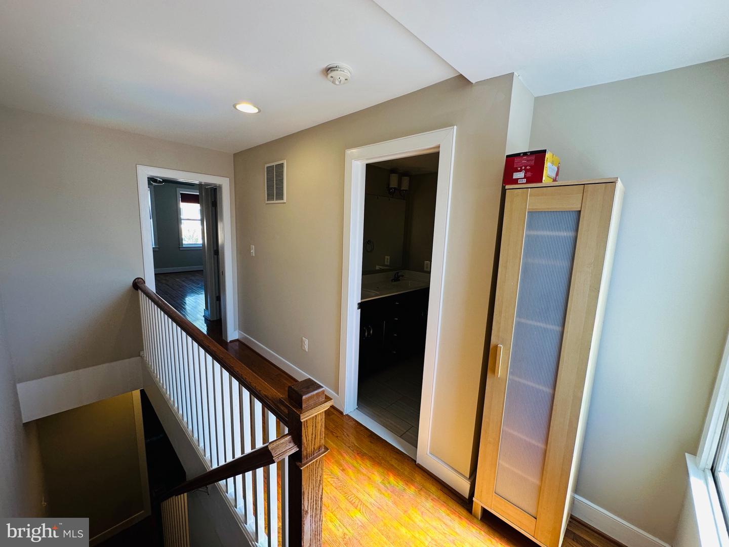 429 E Lanvale St E Property Photo 15