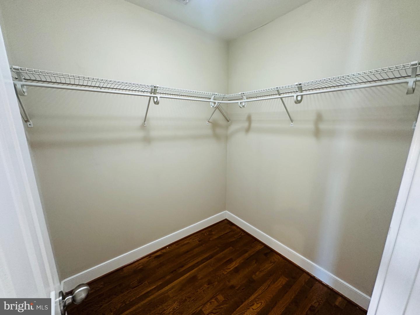 429 E Lanvale St E Property Photo 20