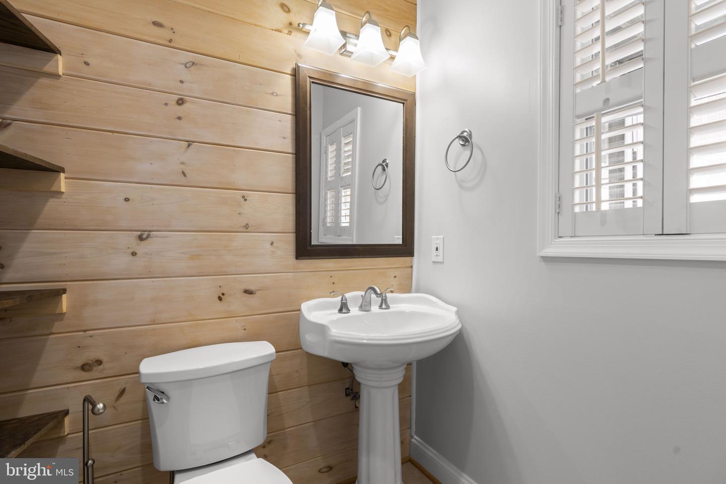 1405 Reynolds Property Photo 11