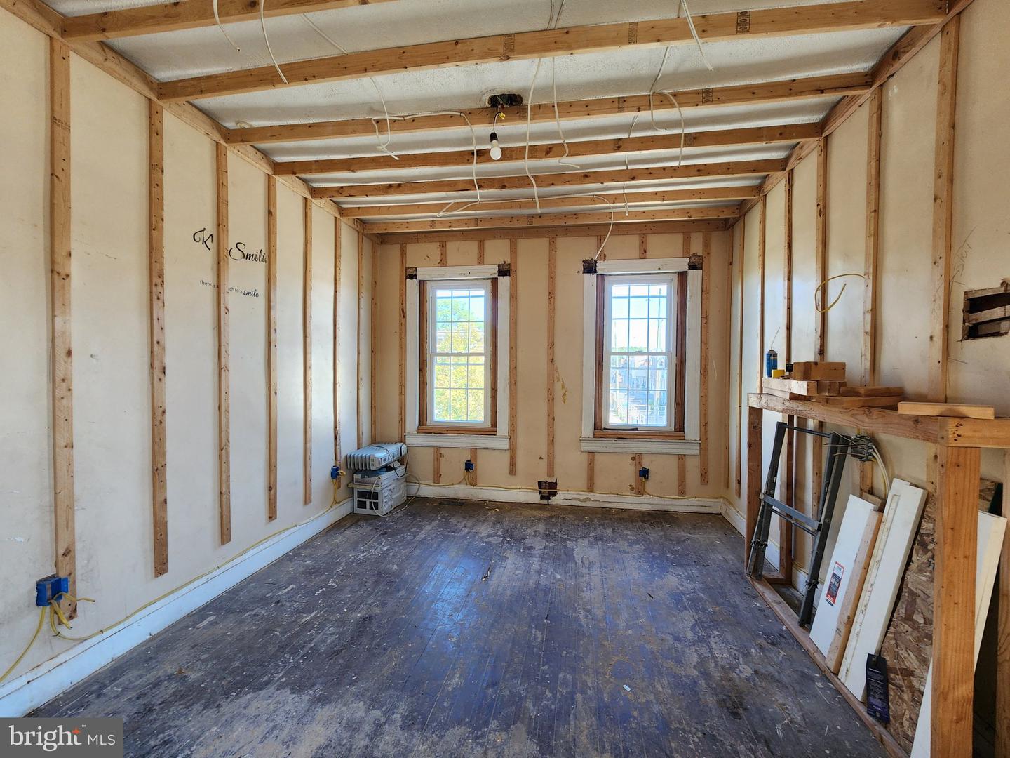 2729 E Madison St Property Photo 31