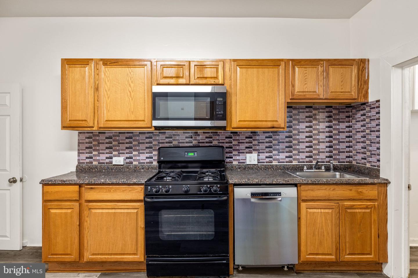 2770 The Alameda Property Photo 4