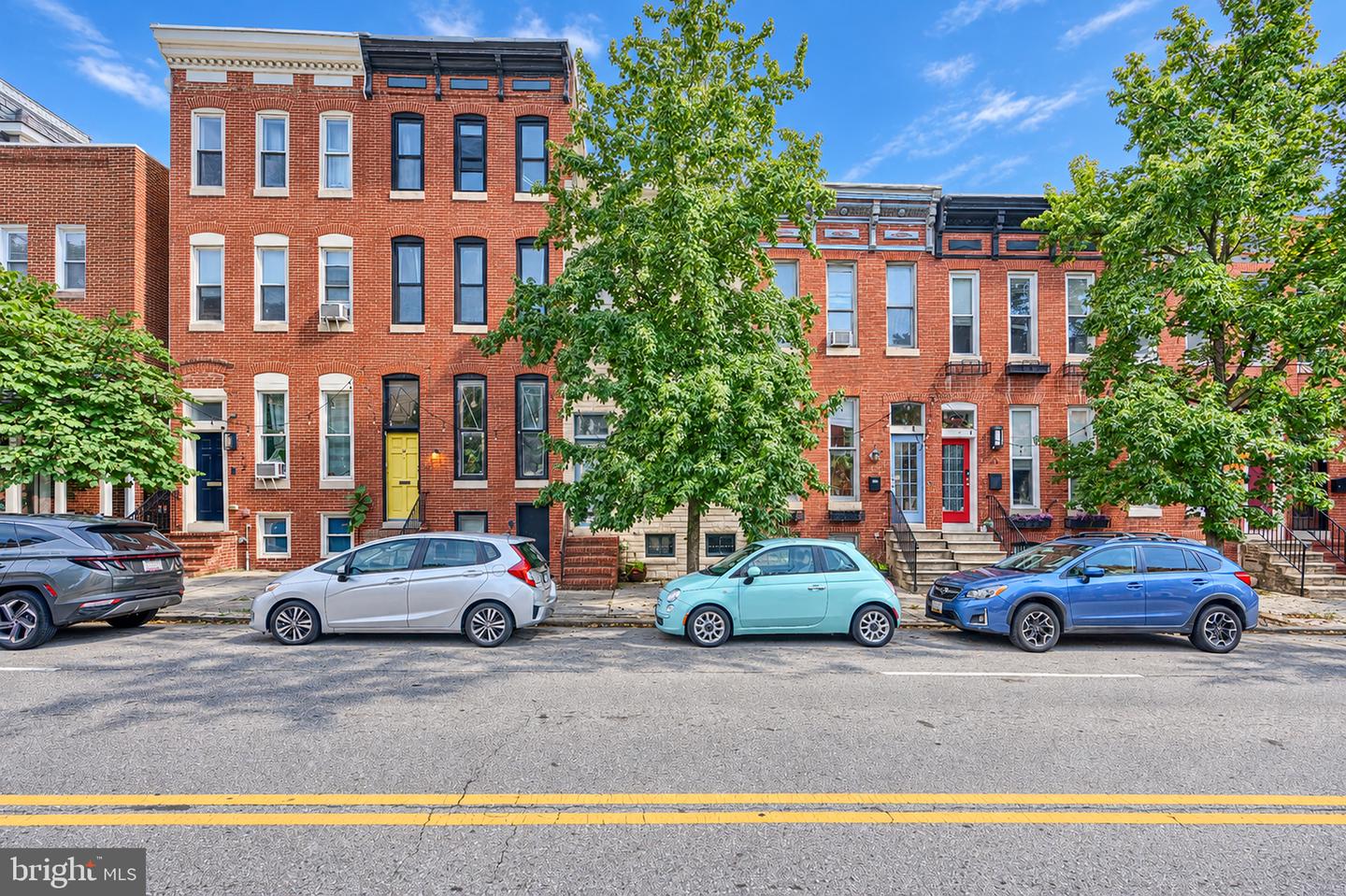 16 N PATTERSON PARK AVE Property Photo 1
