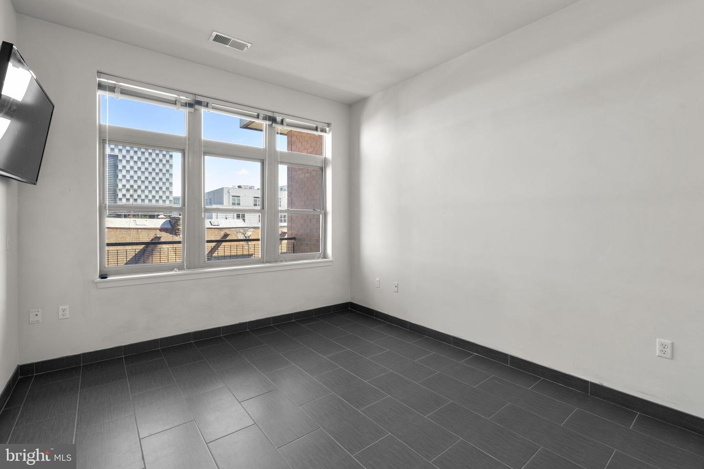 1209 N Charles St #319 Property Photo 18
