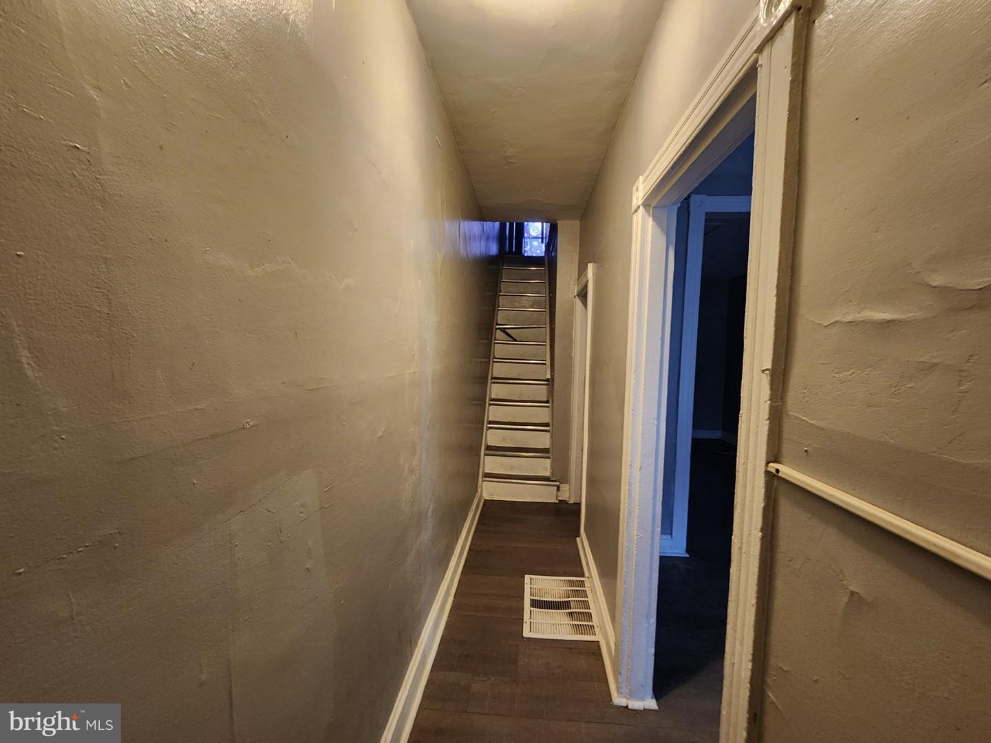 1806 Laurens St Property Photo 4