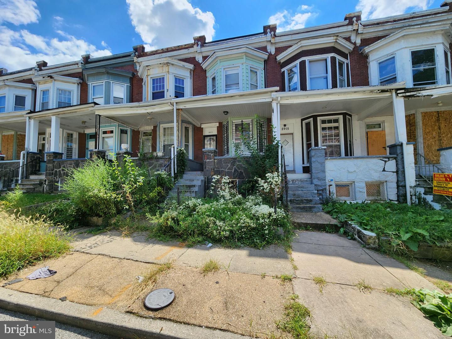 2913 W Mosher St Property Photo 2