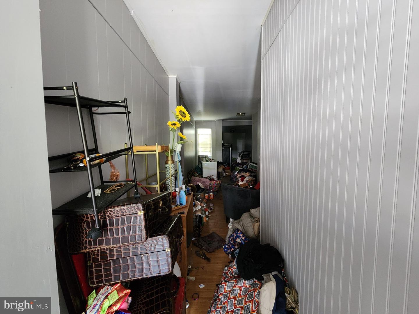 2913 W Mosher St Property Photo 5