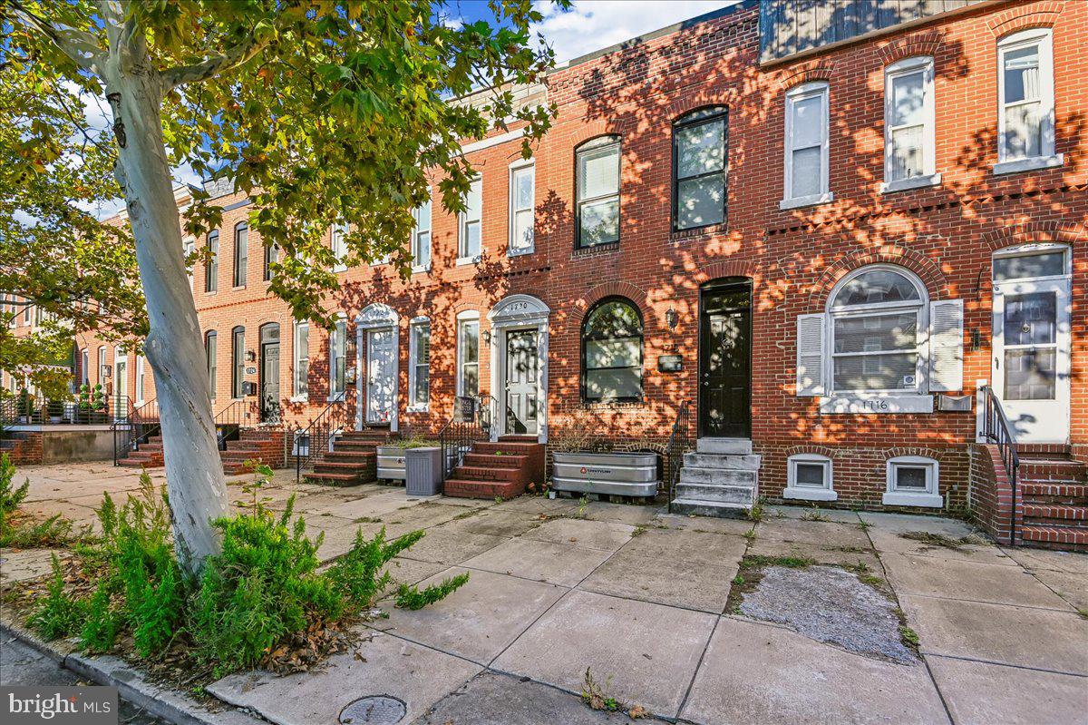 1720 S Hanover St Property Photo 2
