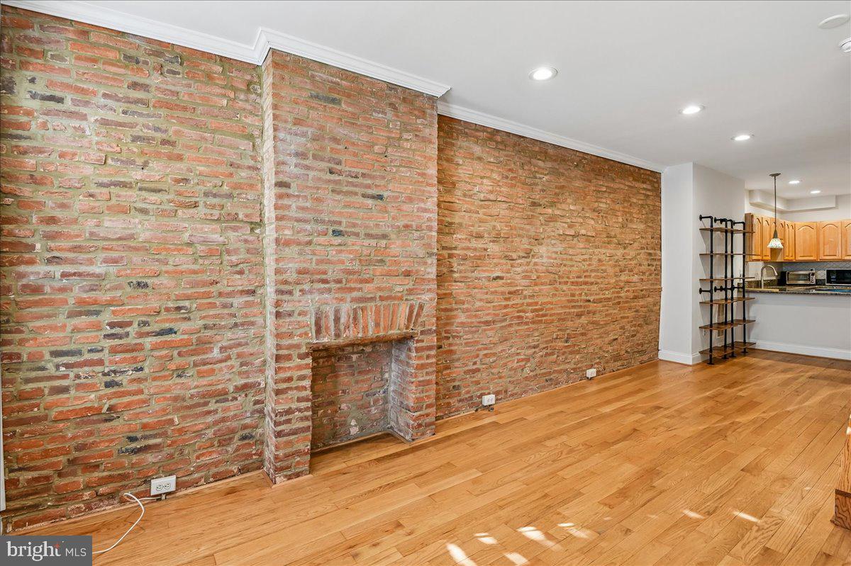 1720 S Hanover St Property Photo 8