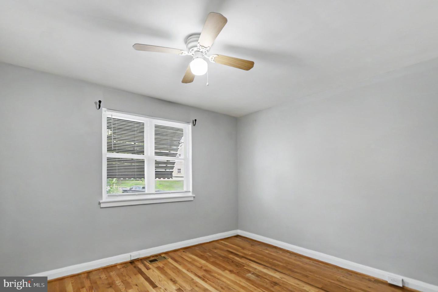 3840 8th St Property Photo 13