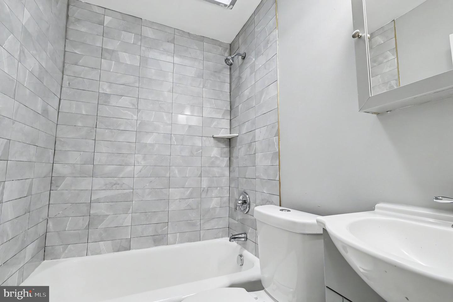 3840 8th St Property Photo 19