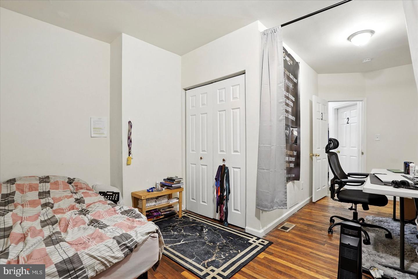 1021 N Caroline St Property Photo 7