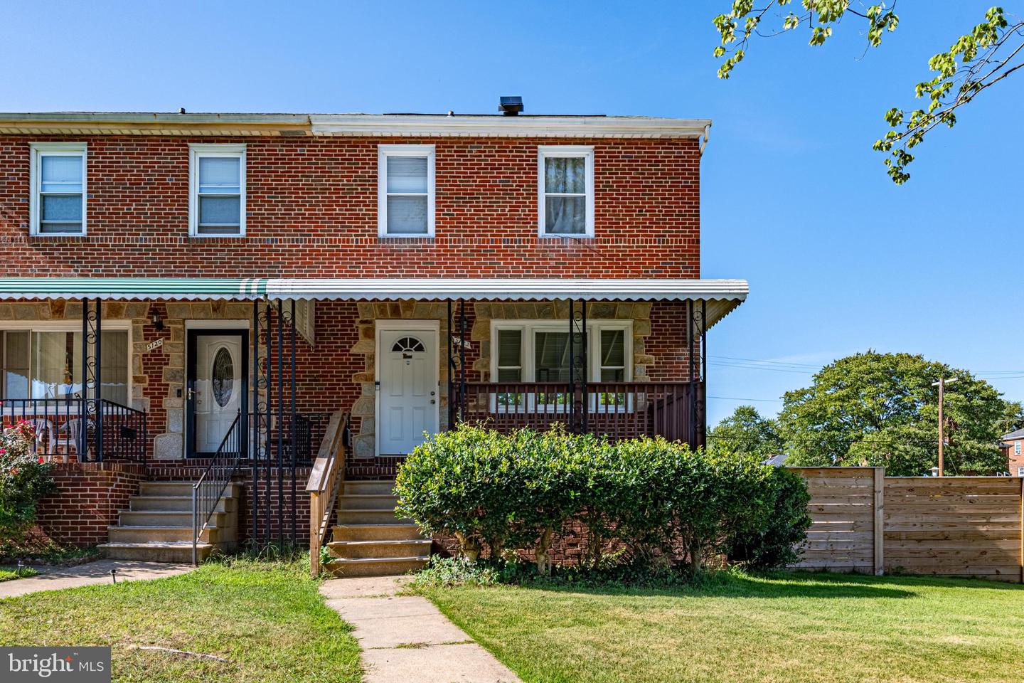 5122 PEMBROKE AVE Property Photo 1