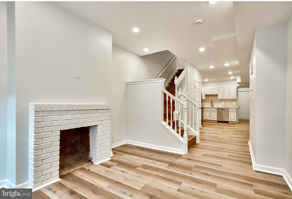 1341 Sargeant St Property Photo 2