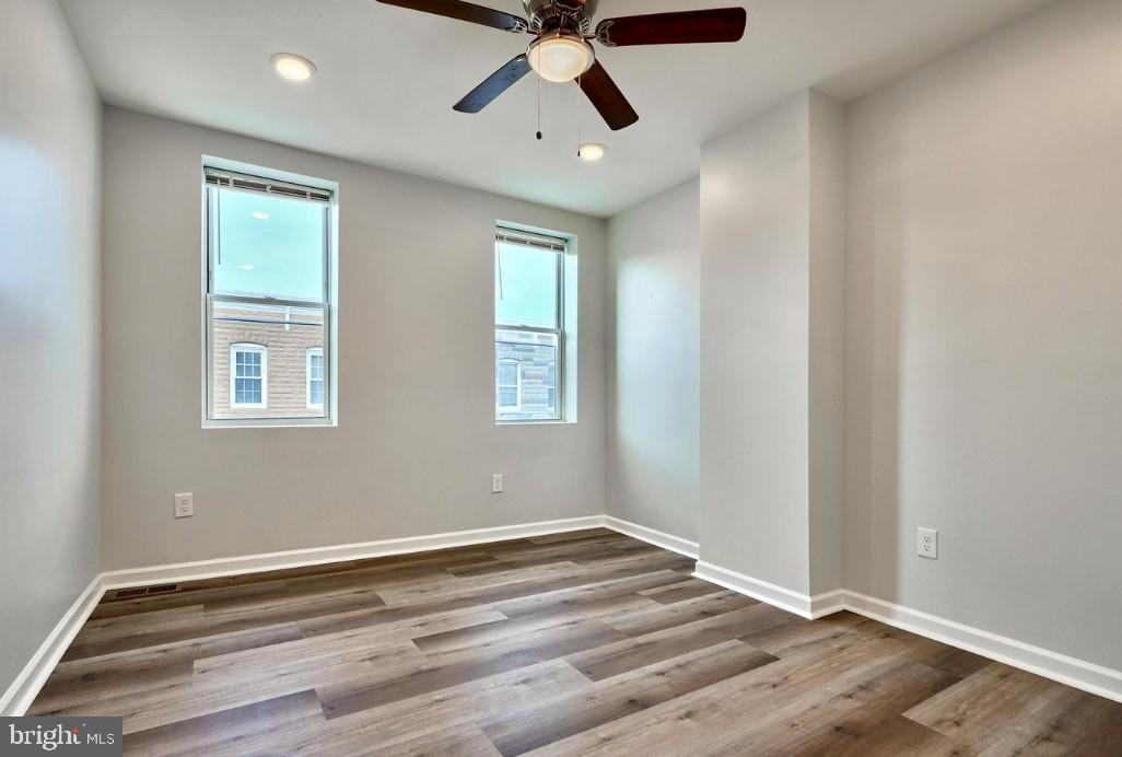 1341 Sargeant St Property Photo 12