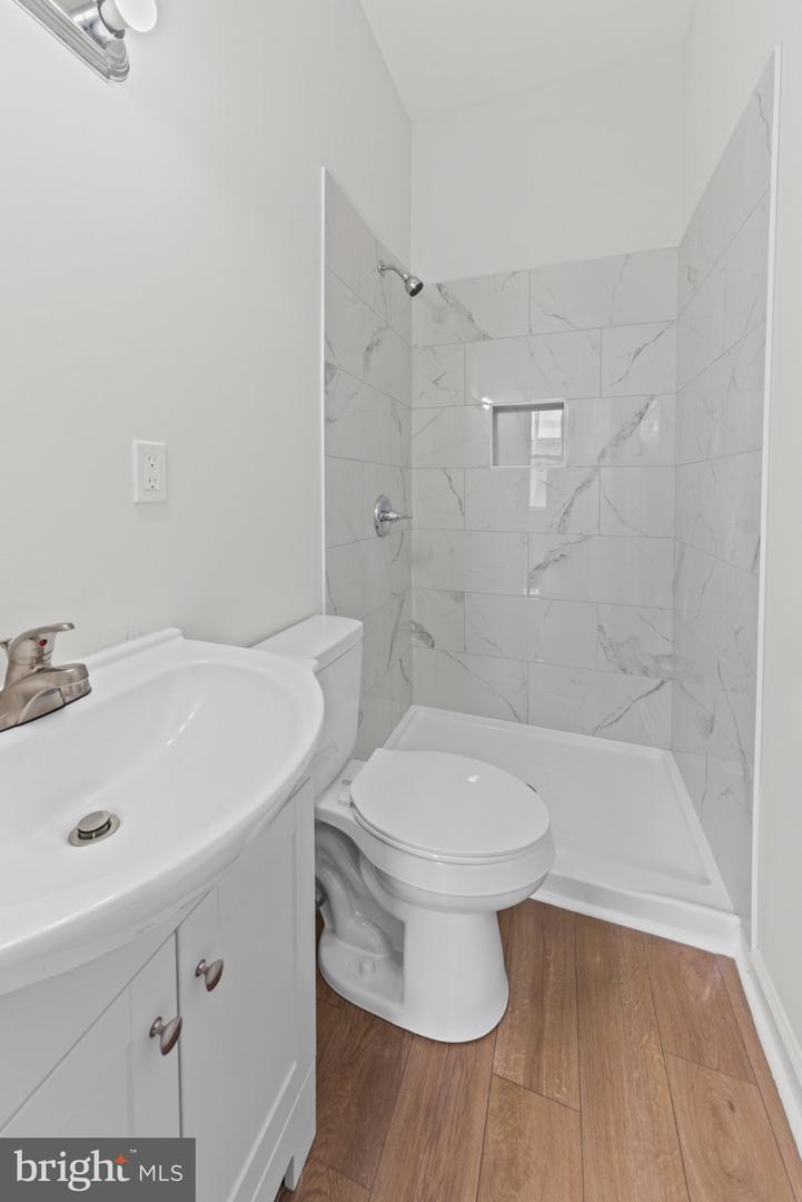 1836 W Fayette St Property Photo 23