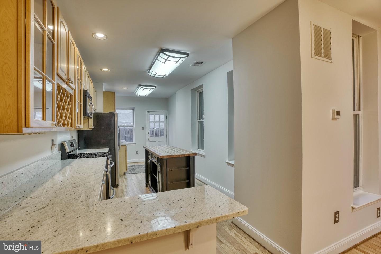 1236 S Charles St Property Photo 6