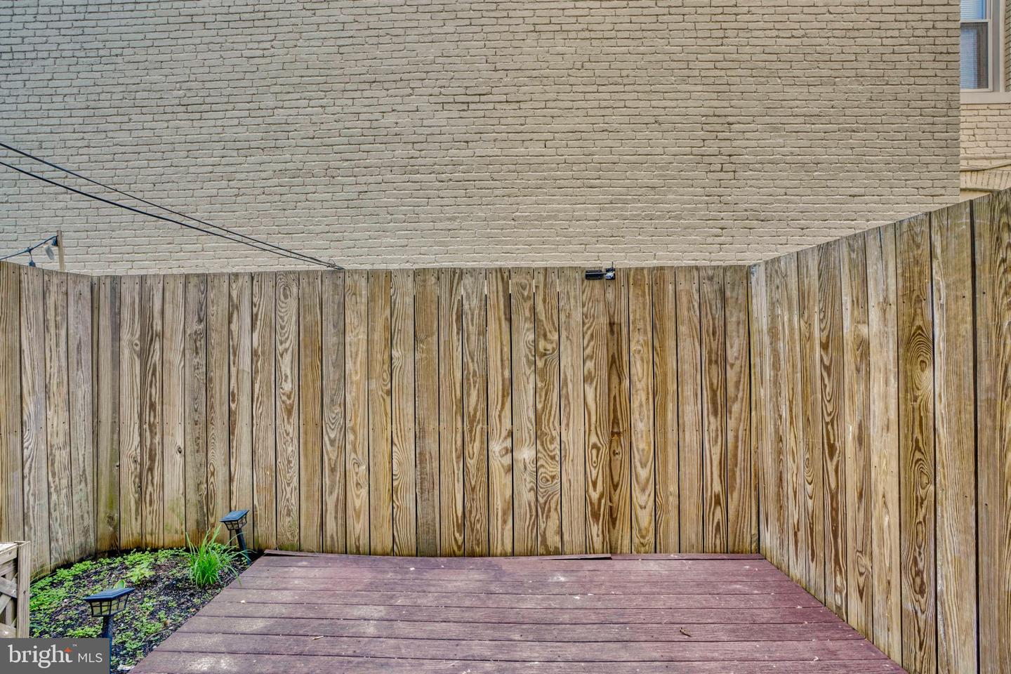 1236 S Charles St Property Photo 19
