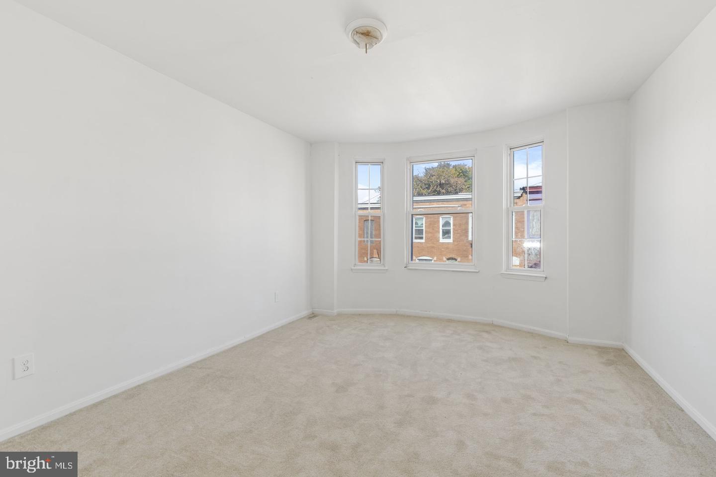 MDBA2231008 Property Photo 7