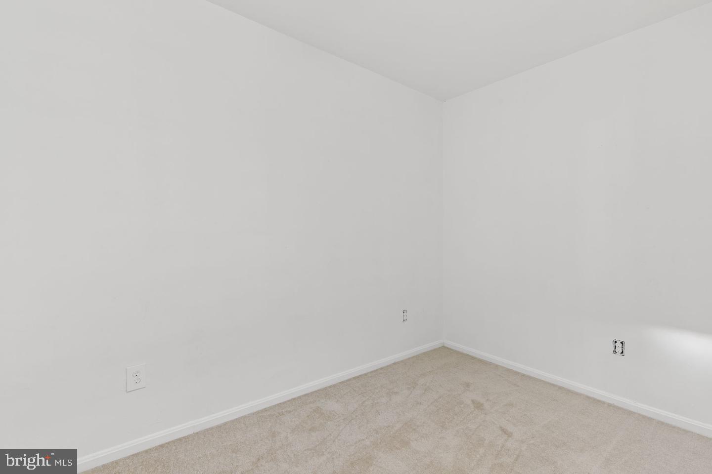 MDBA2231008 Property Photo 9