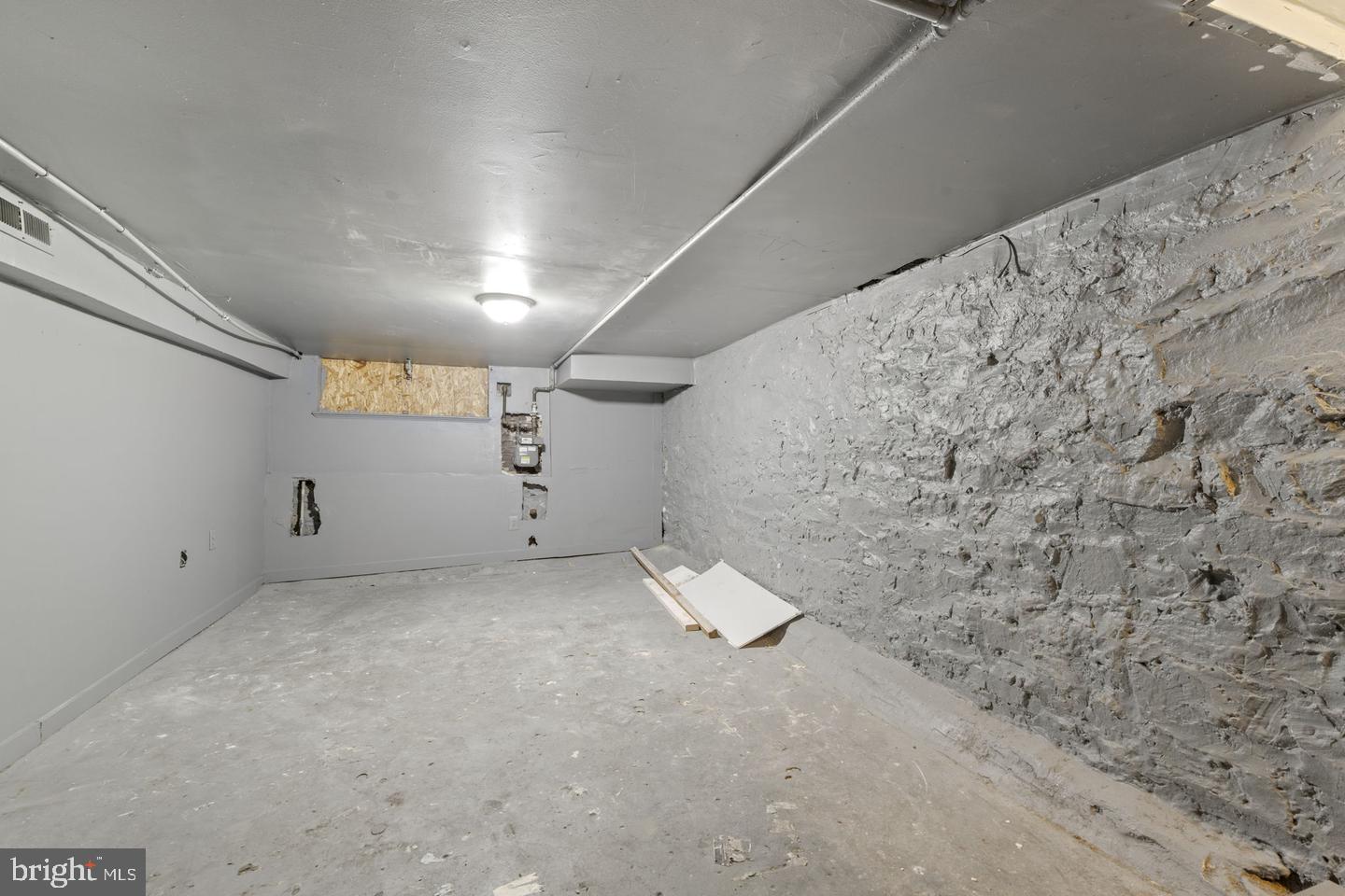MDBA2231008 Property Photo 13