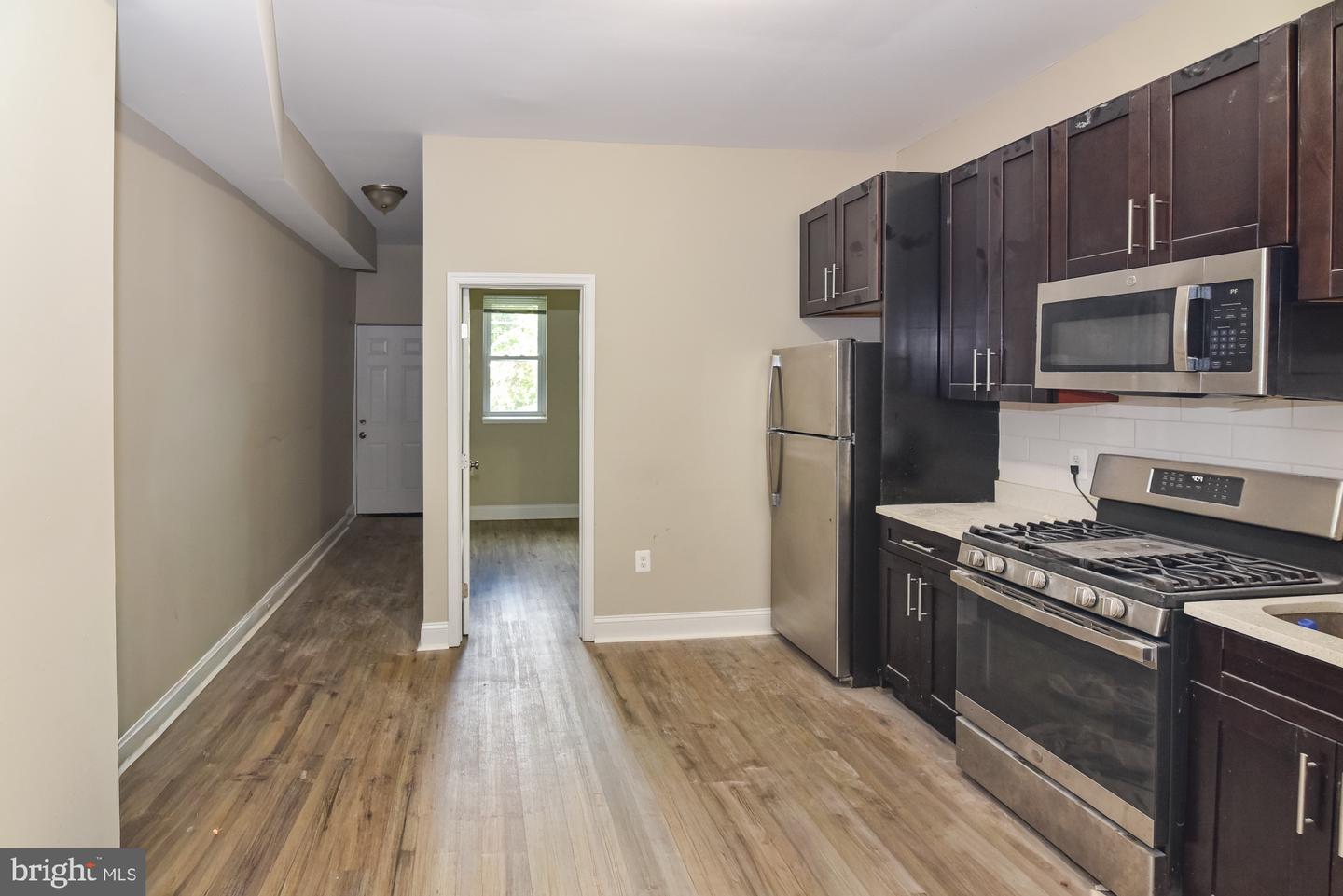 3619 Cottage Ave Property Photo 4