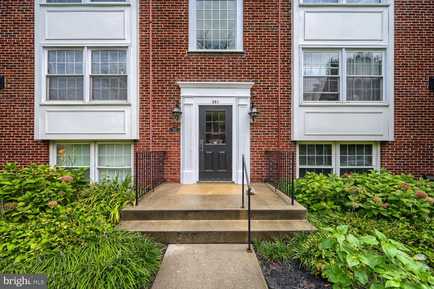 351 HOMELAND SWAY #1D Property Photo 1