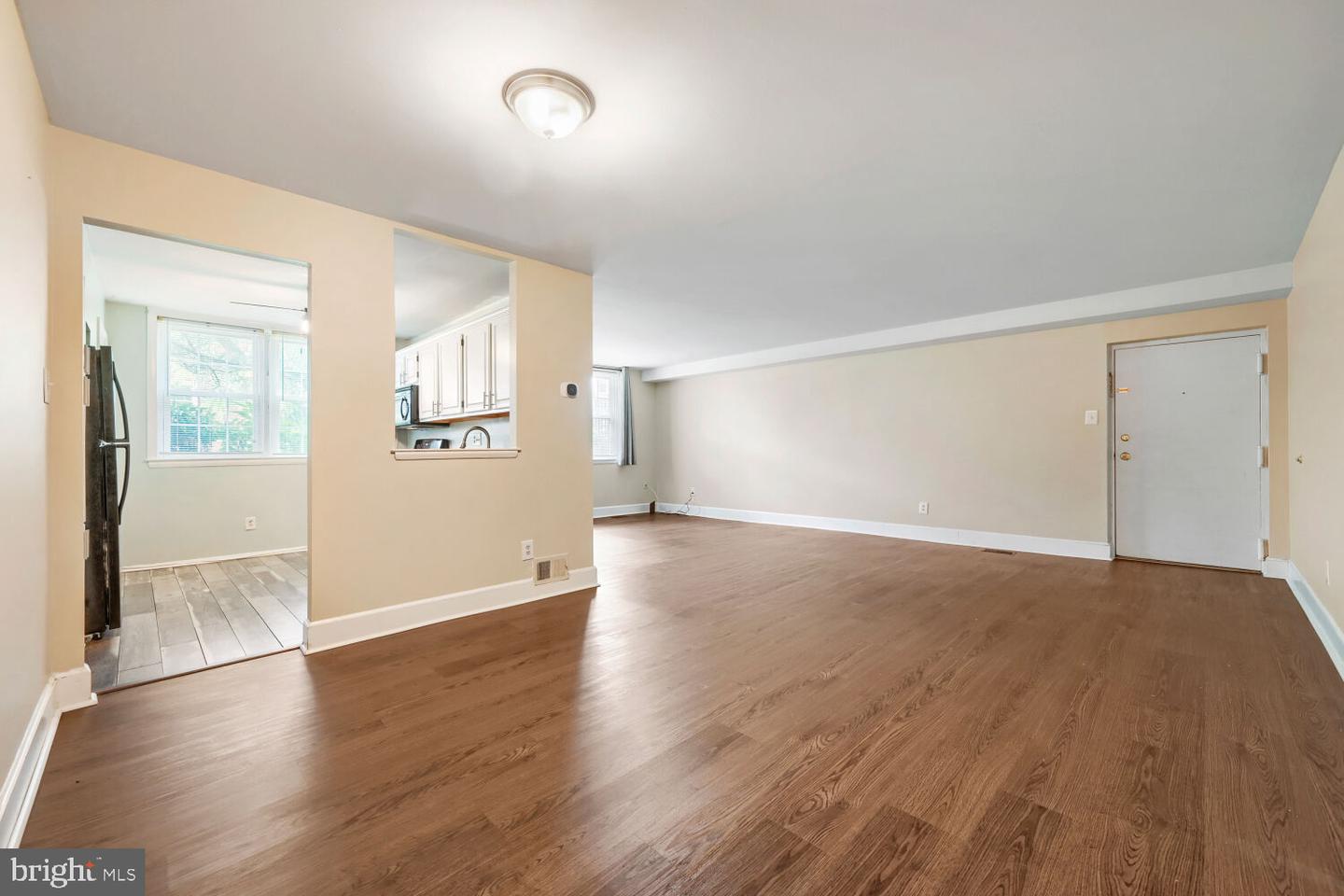 351 Homeland Sway #1d Property Photo 8