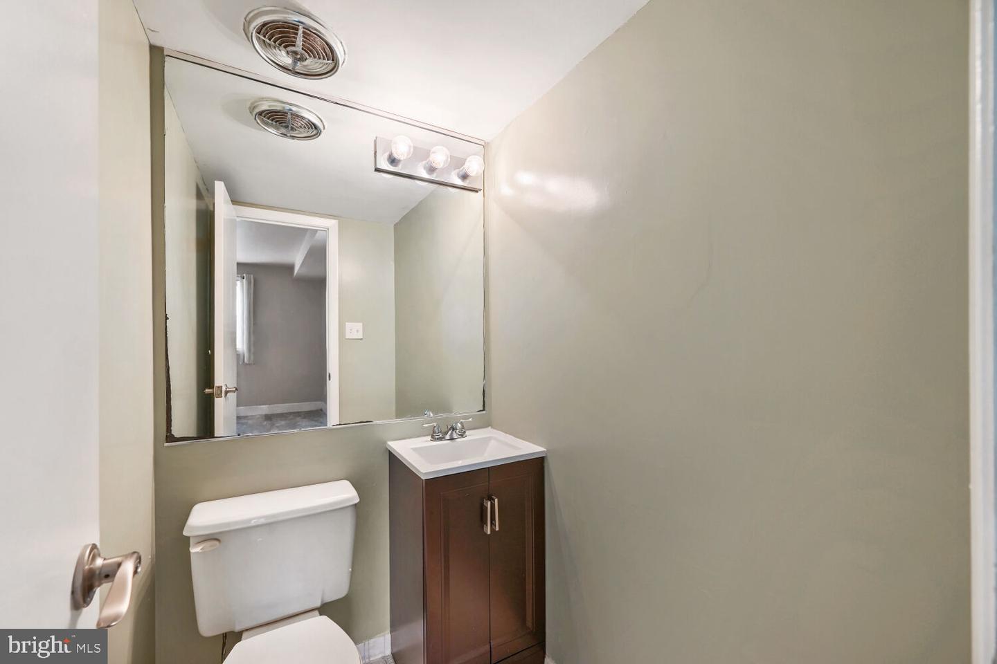 351 Homeland Sway #1d Property Photo 10