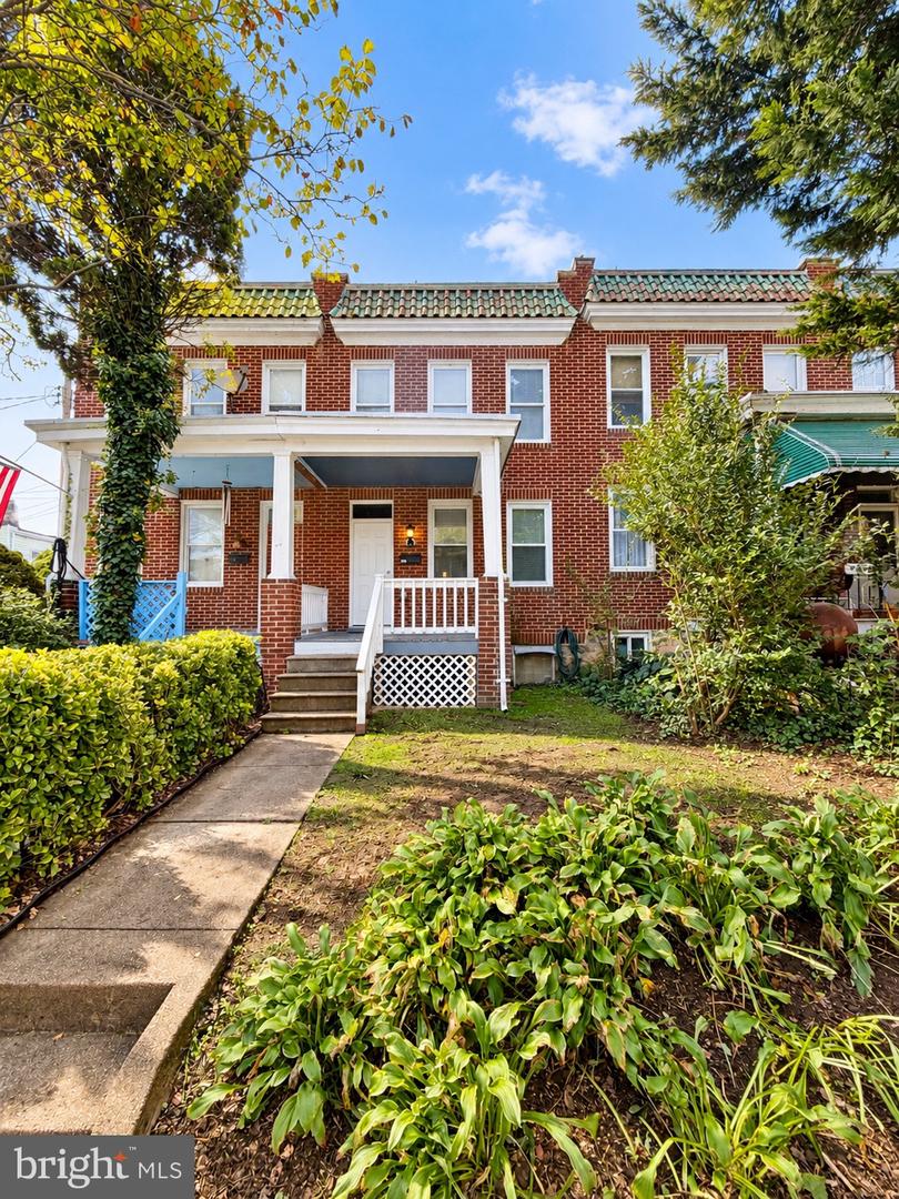 4441 NEWPORT AVE Property Photo 1