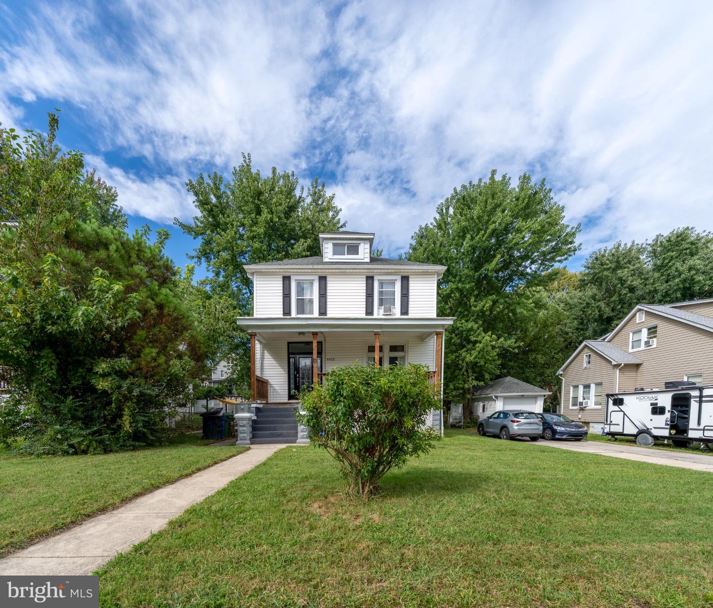 4410 RASPE AVE Property Photo 1