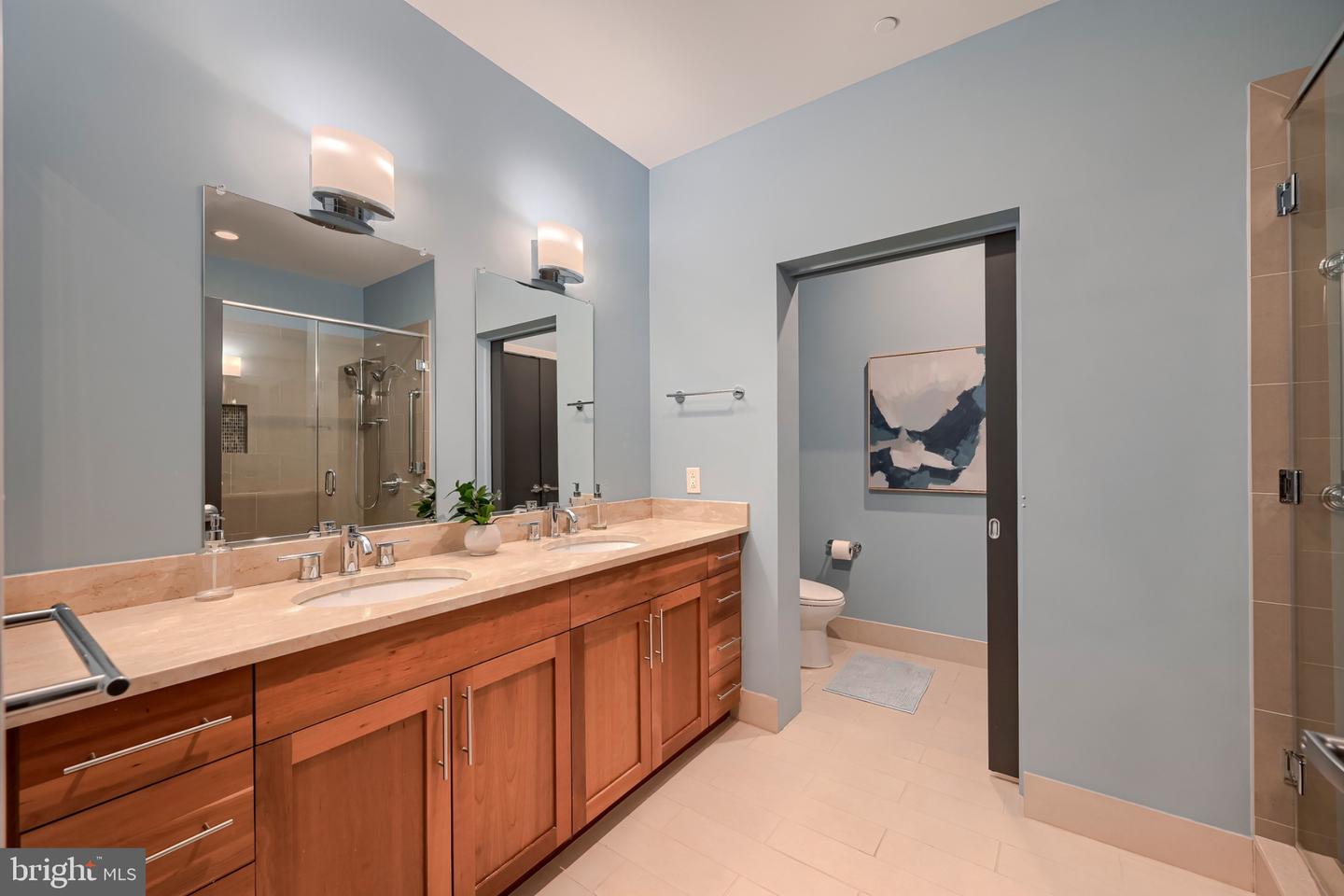 1200 Steuart St #1515 Property Photo 30