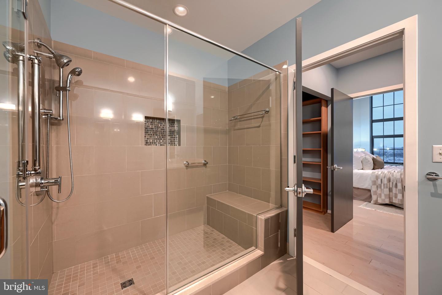1200 Steuart St #1515 Property Photo 32