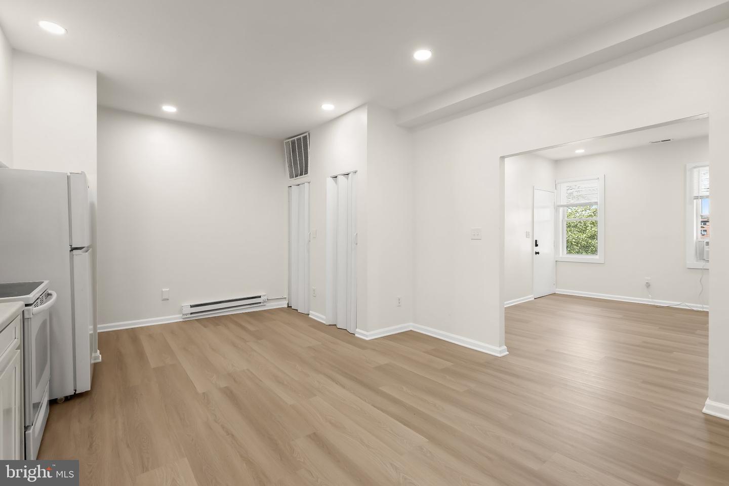 1421 W Fayette St Property Photo 9
