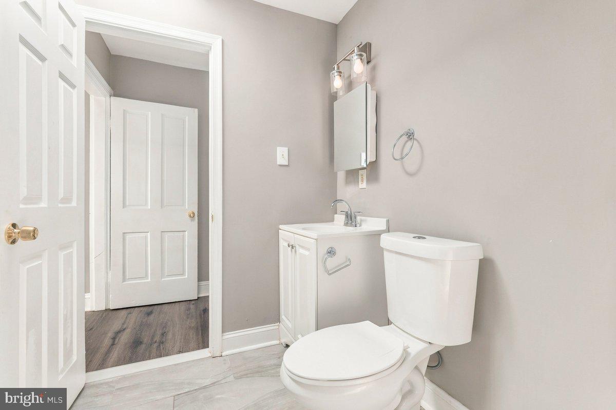 3218 Barclay St Property Photo 14
