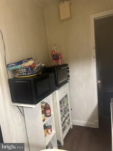 3640 Kenyon Ave Property Photo 5